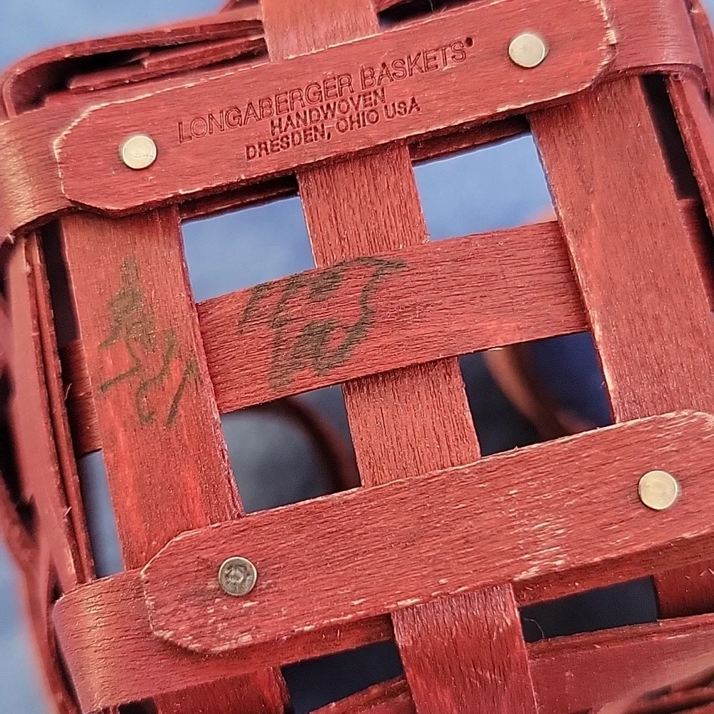 Longaberger 2011 Red Trinket Basket - Picture 4 of 7